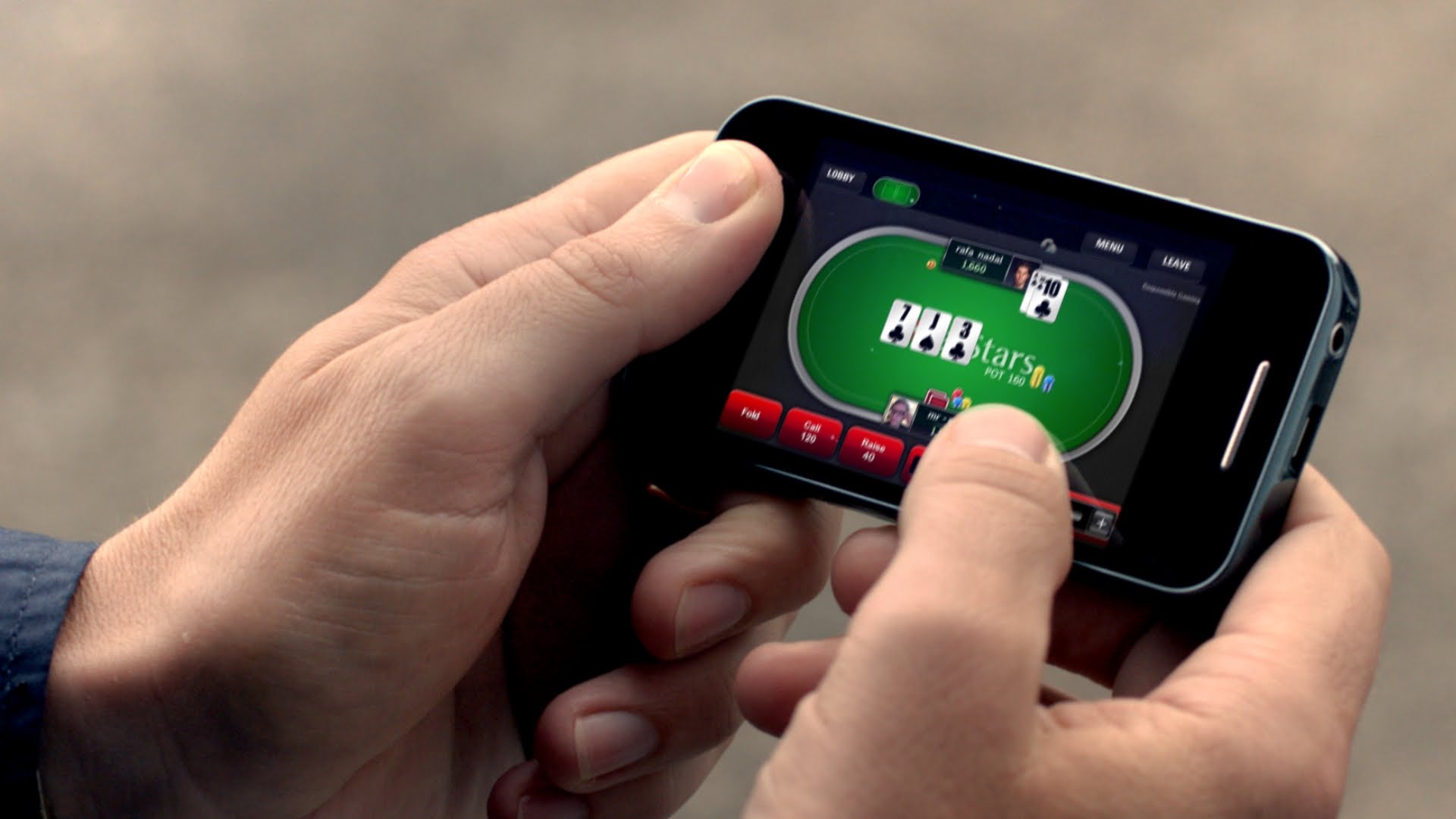 Покер на Айфон: особенности игры на iOS
